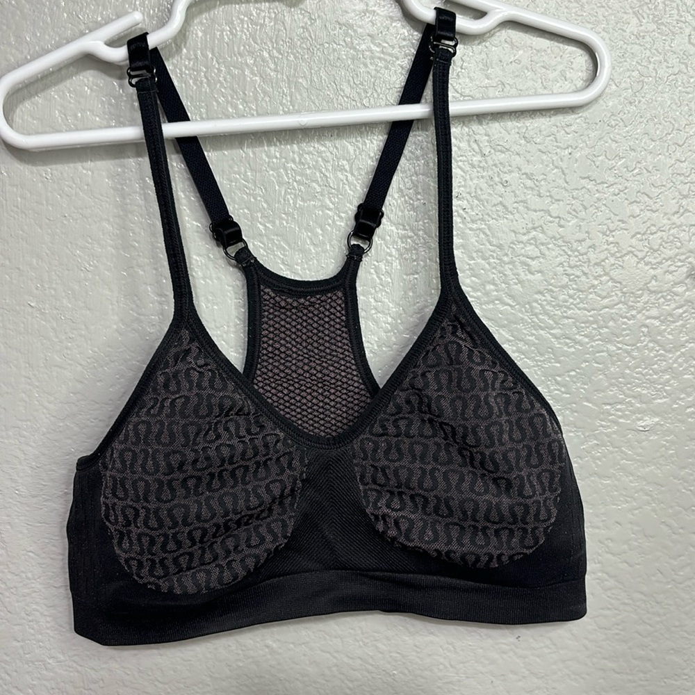 Lululemon bra